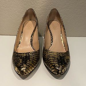 Vince Camuto gold snake skin heels